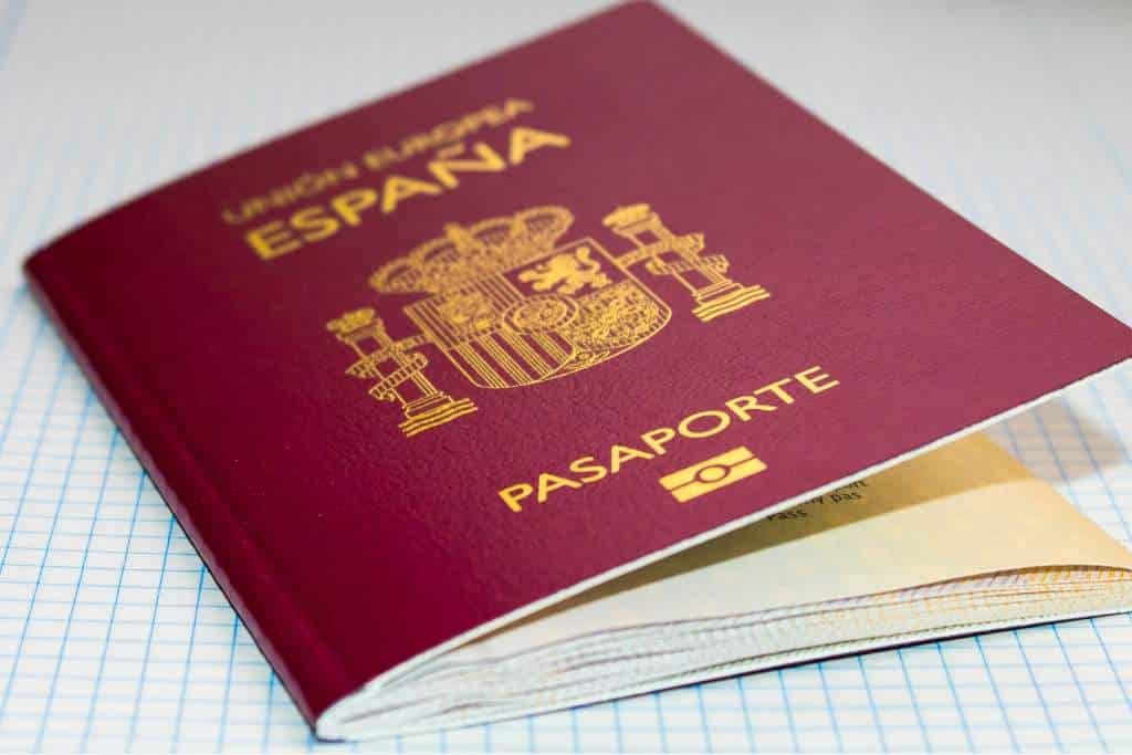 Pasaporte español, usado para trámites del certificado de concordancia